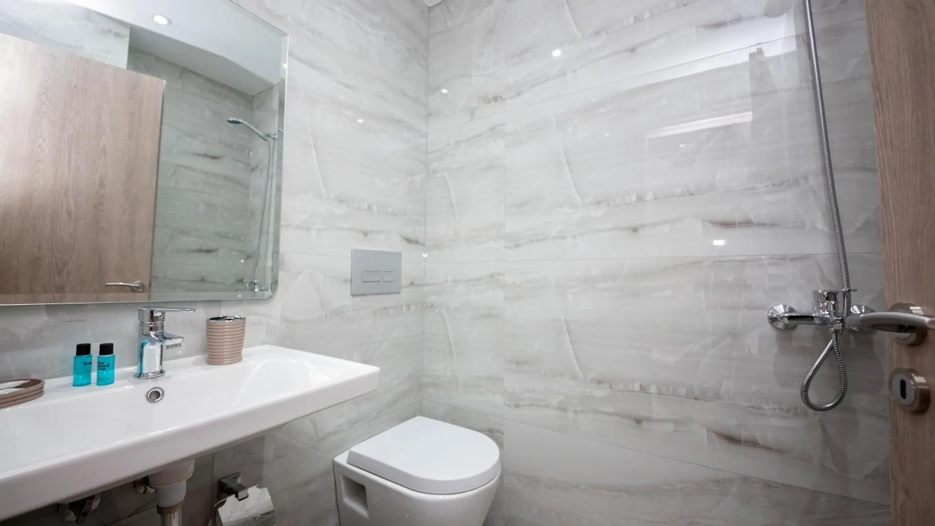 Saranda Rooms 3*, סרנדה אלבניה