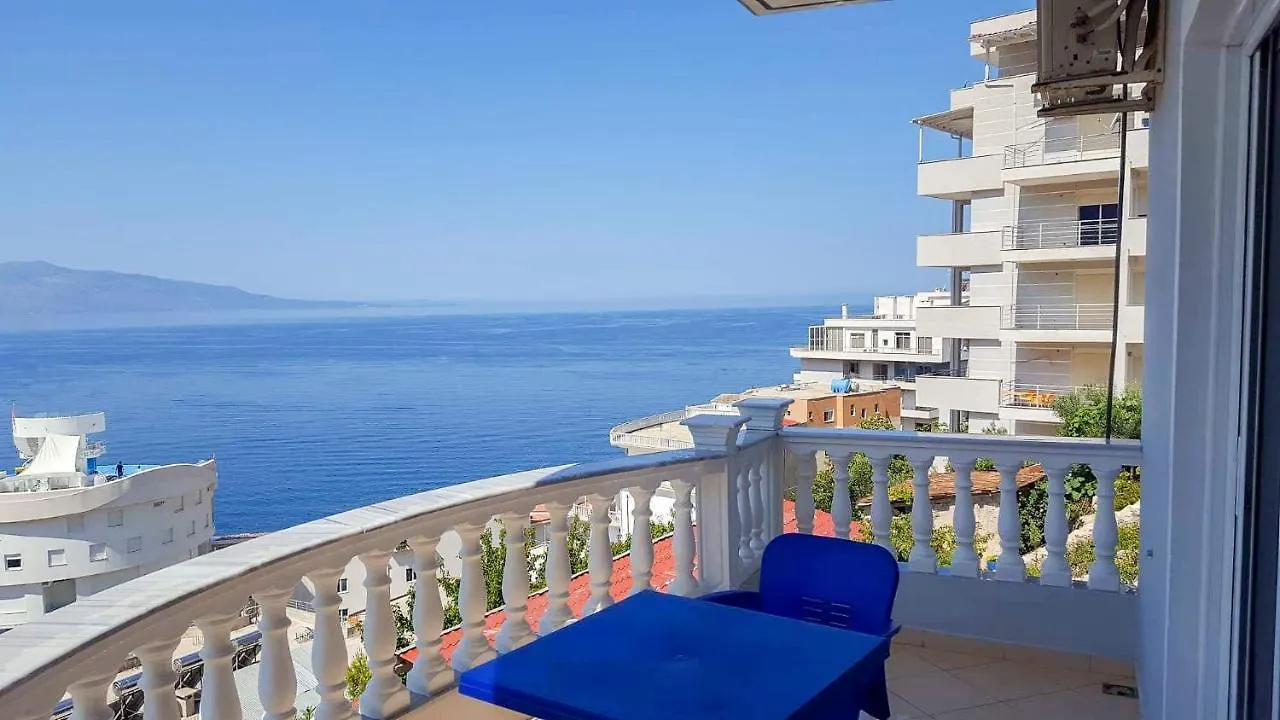 Saranda Rooms 3*, סרנדה