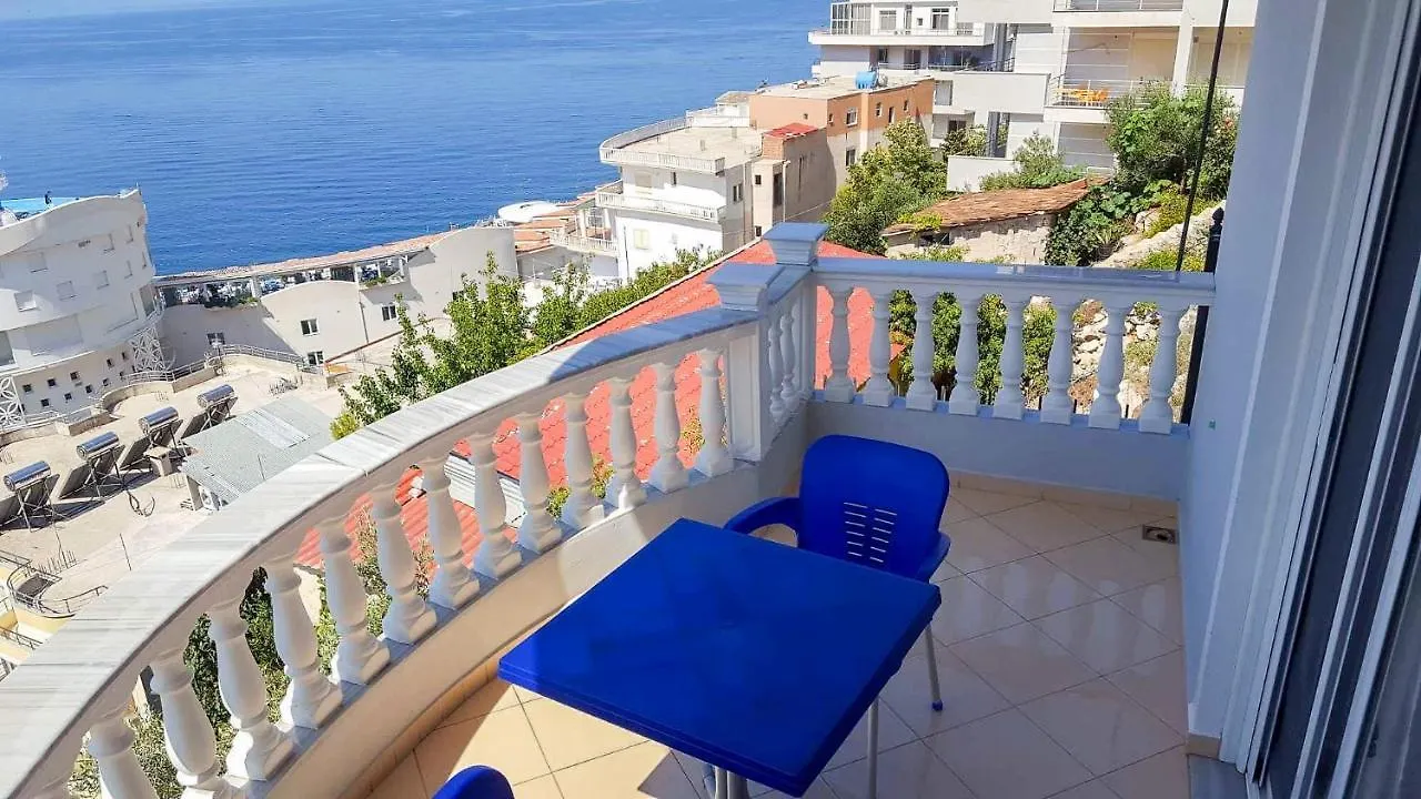 Saranda Rooms בית הארחה