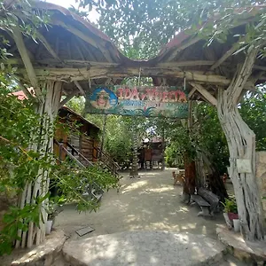 https://hostel-cabanas-ida-y-vuelta-camping.quintano-roohotels.com