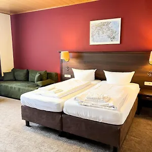 https://hotel-frankischer-hof-kitzingen.com-bavaria.com