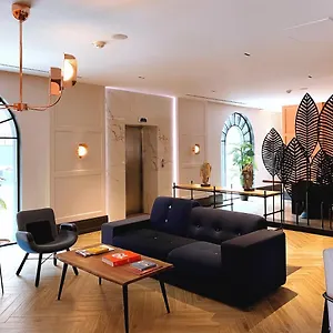 https://iliria.hotels-in-tirana.com